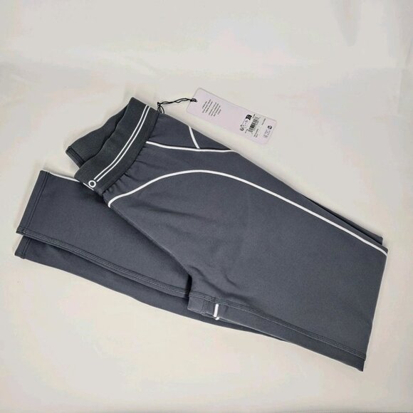 Alo Yoga Airbrush Heart Throb Bra & Leggings Set in Steel Grey/White Authentic - Picture 3 of 3